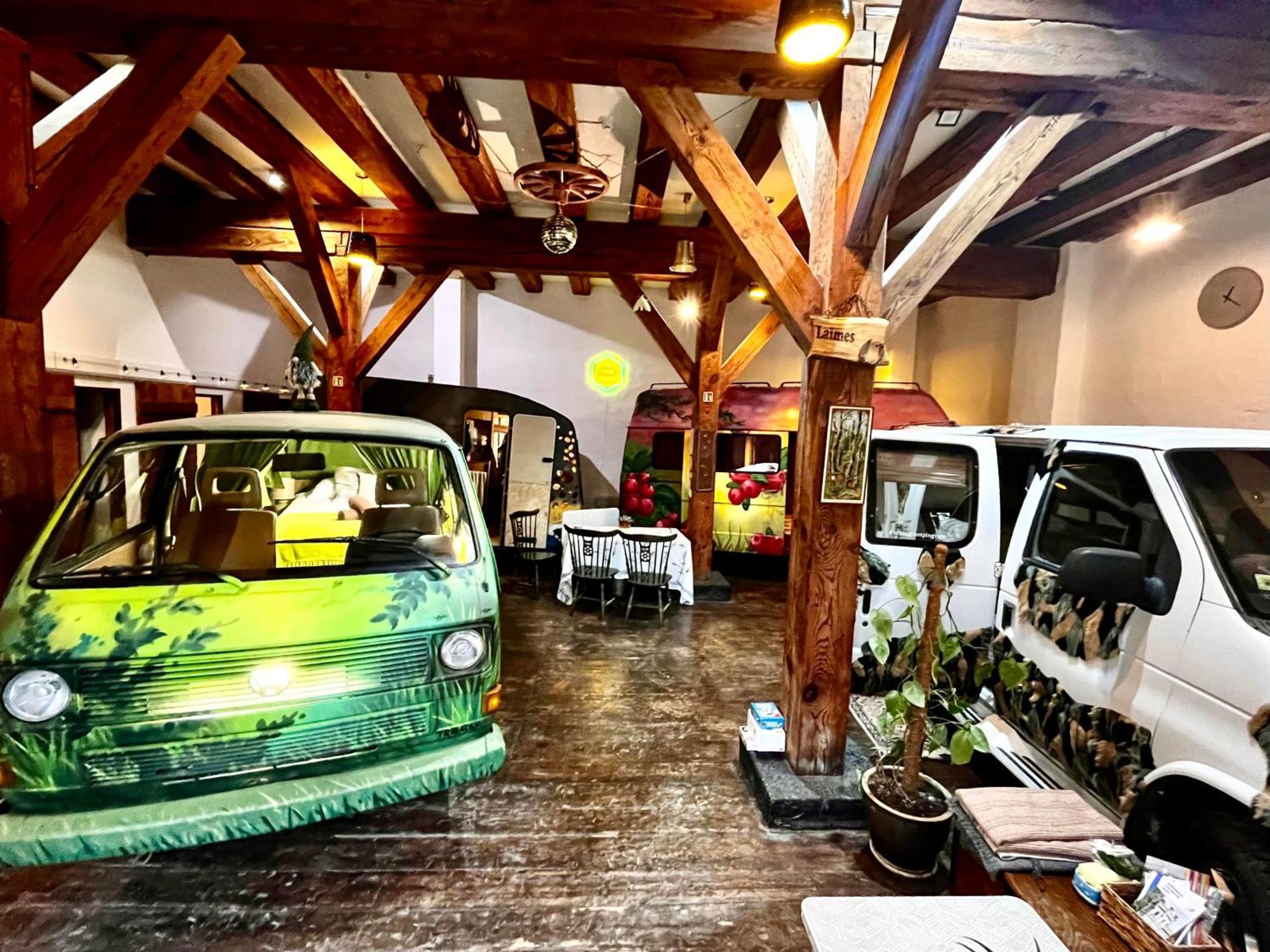 Urban Van Glamping Рига Экстерьер фото